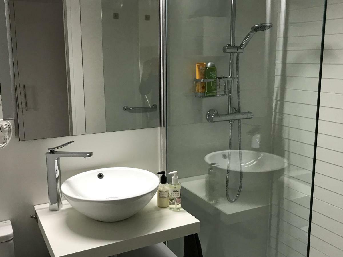 Port Bidassoa - T2 Coquet, Parking, Lit Xxl, Wifi, Pres De La Gare Hendaye Exteriör bild