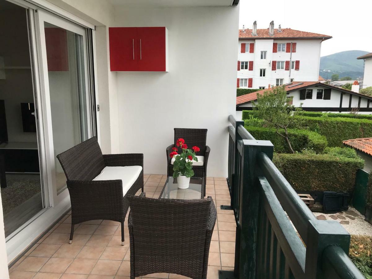 Port Bidassoa - T2 Coquet, Parking, Lit Xxl, Wifi, Pres De La Gare Hendaye Exteriör bild